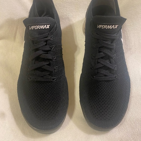 NIKE AIR VAPOR MAX FLYNIT 2 Black SZ 10 - Picture 5 of 10